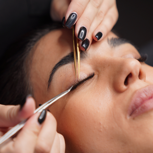 Curso online de Extensiones de Pestañas Clásicas / Híbridas / Volumen