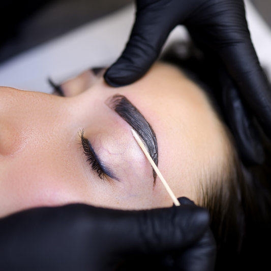 Curso online de Brow Lamination / Henna / Perfilado con Hilo